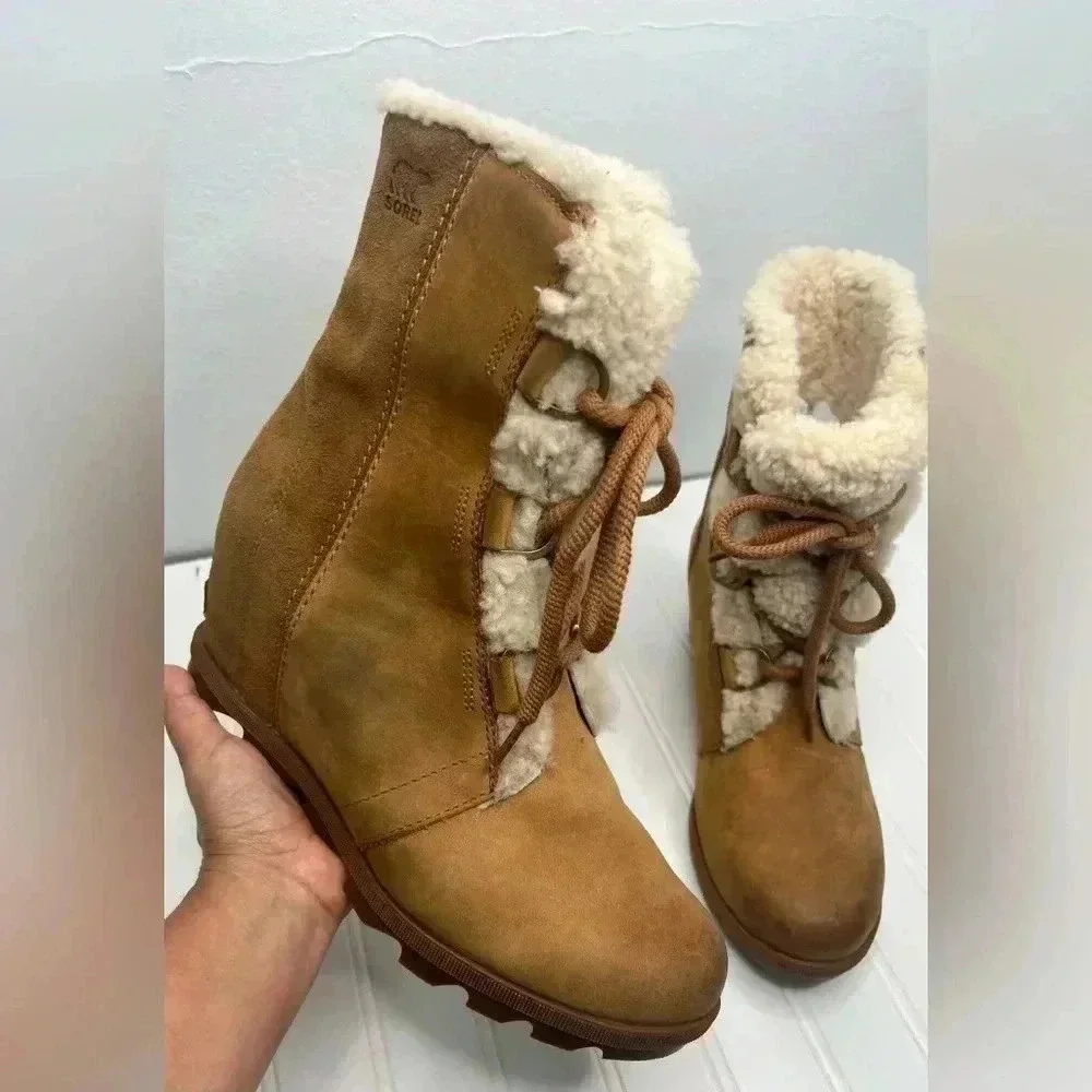 Sorel Women Joan of Arctic‎ Wedge Il Shearling Boot sz 11 Camel